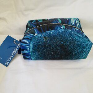 NWT Make Up Cosmetic Stand & Stow Bag by Sonia Kashuk